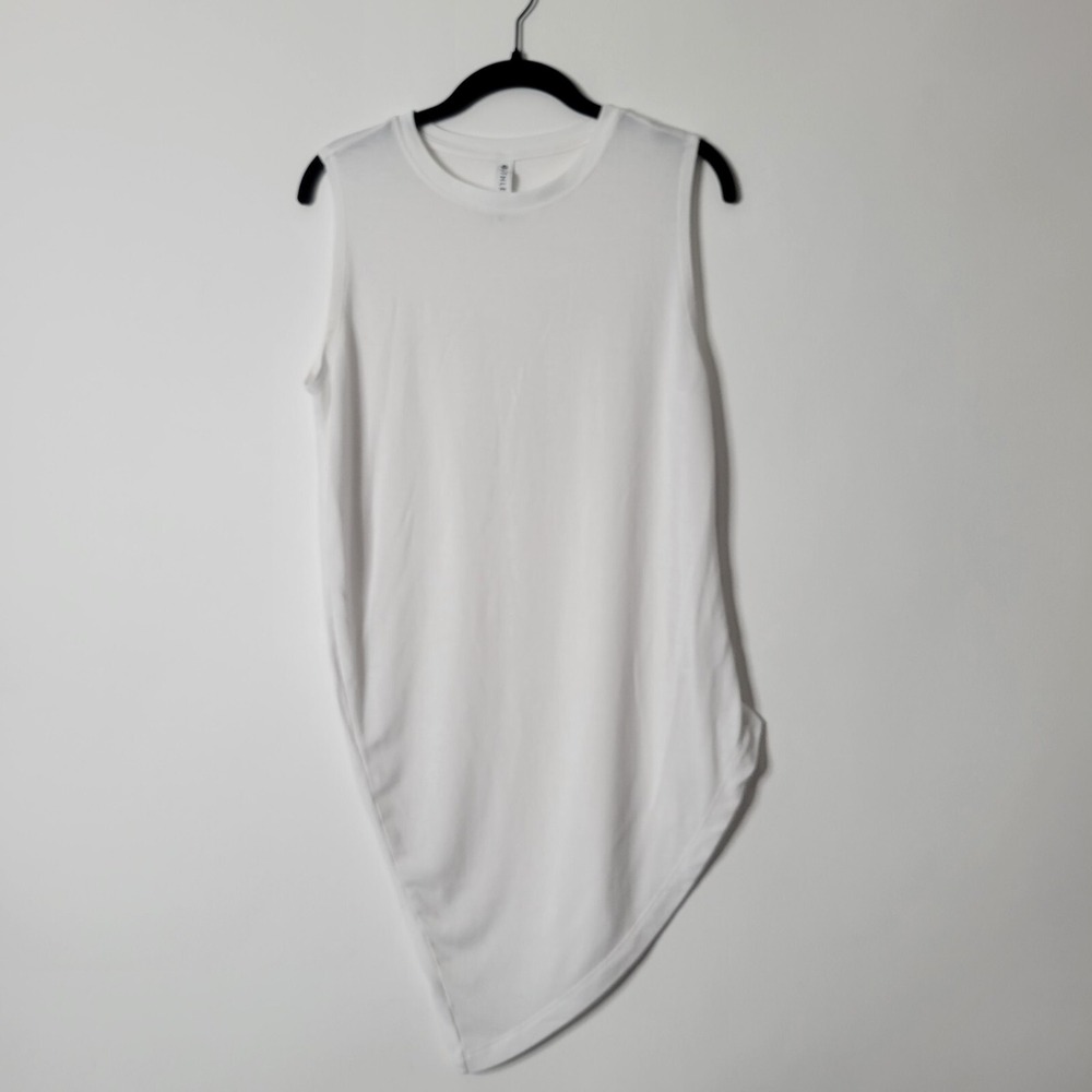 Athleta Women Size M White Cloudlight Restore Tank Top Style 599644